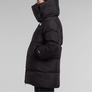 The North Face Women's Glacier Basin Parka NWOT